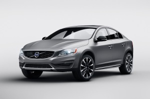 Volvo S60 2012 — отзыв владельца